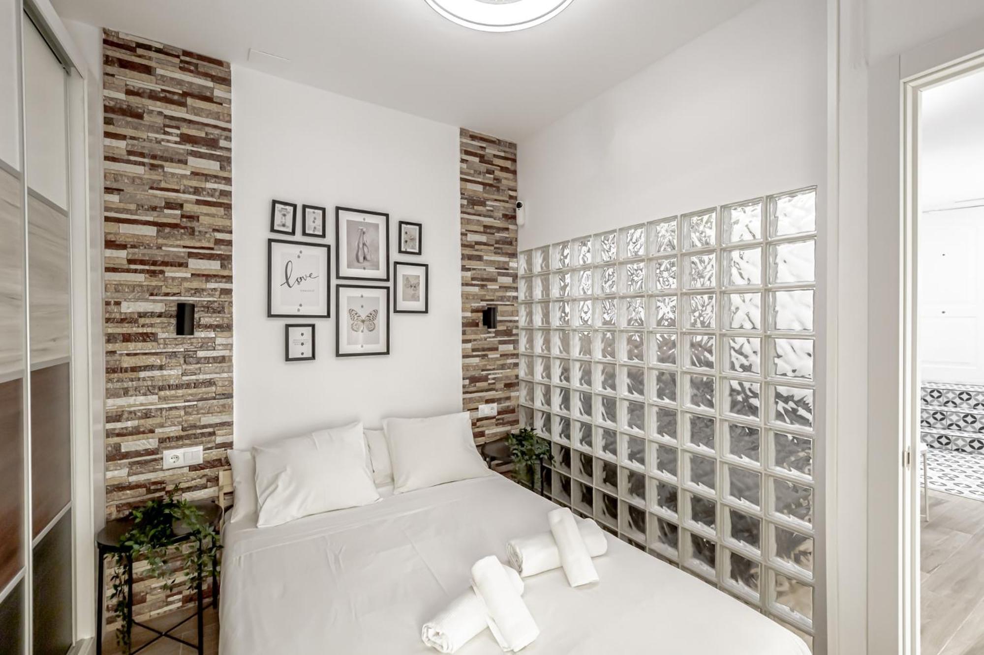 Apartamentos Franco Rodriguez Madri Exterior foto